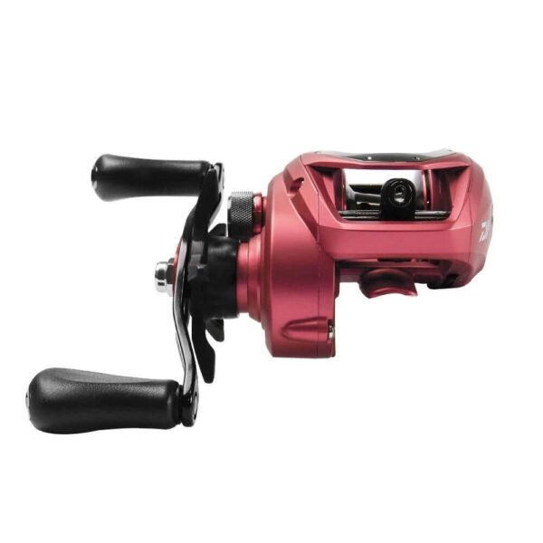 Carretilha Daiwa CG80 7.5:1 com drag 6k
