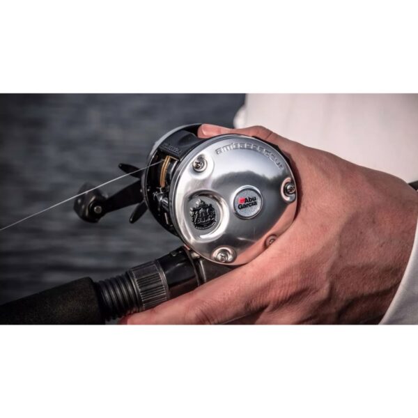 Carretilha Abu Garcia Ambassadeur Classic C3 5500 – Alta Performance em Pesca Pesada - Image 6